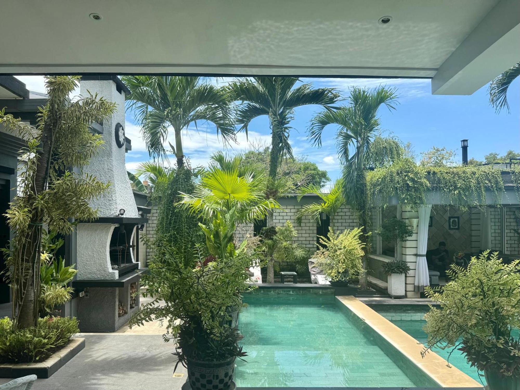 Villa Rumah Putih Abu Abu Сенггиги Экстерьер фото