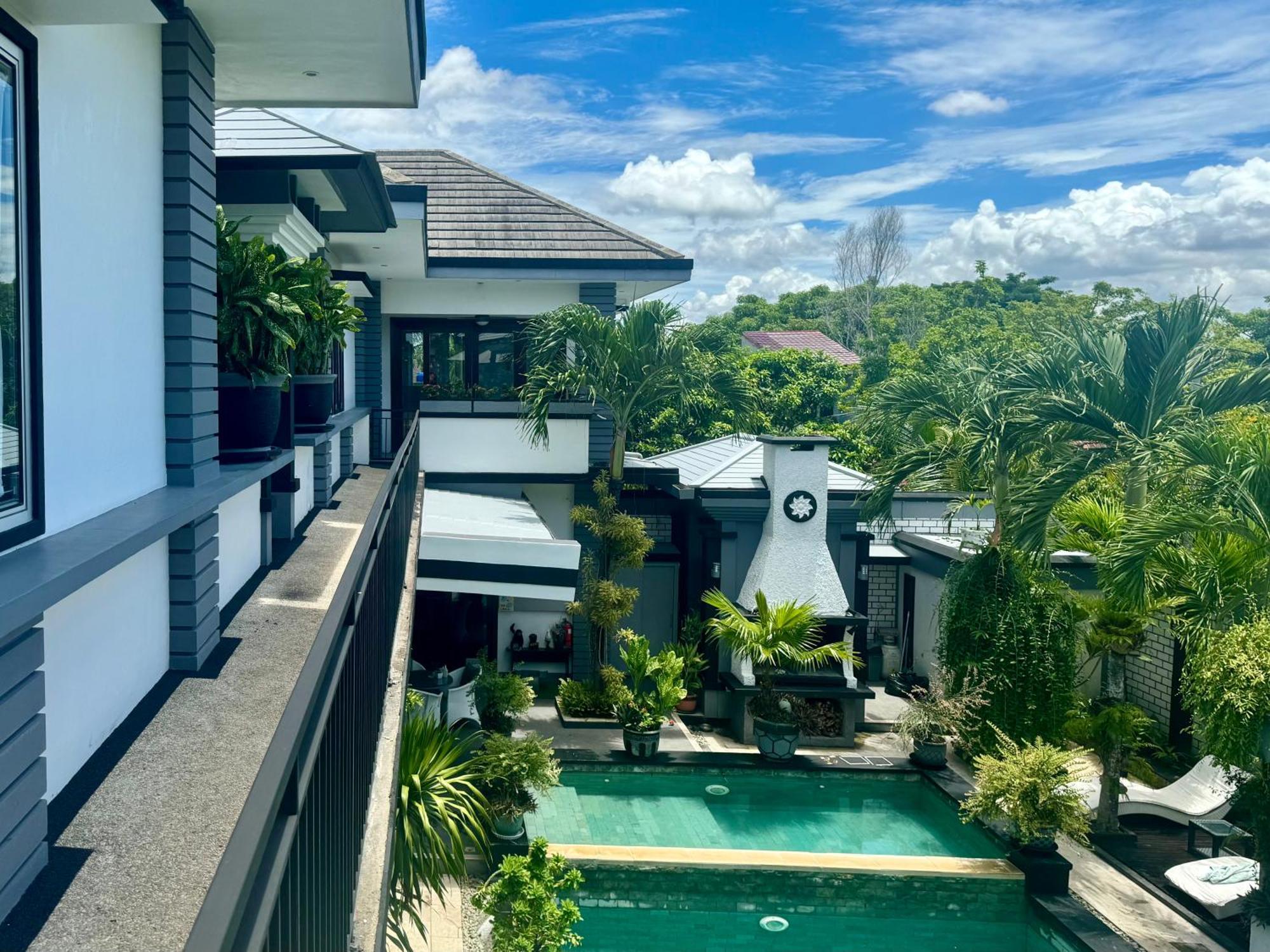 Villa Rumah Putih Abu Abu Сенггиги Экстерьер фото