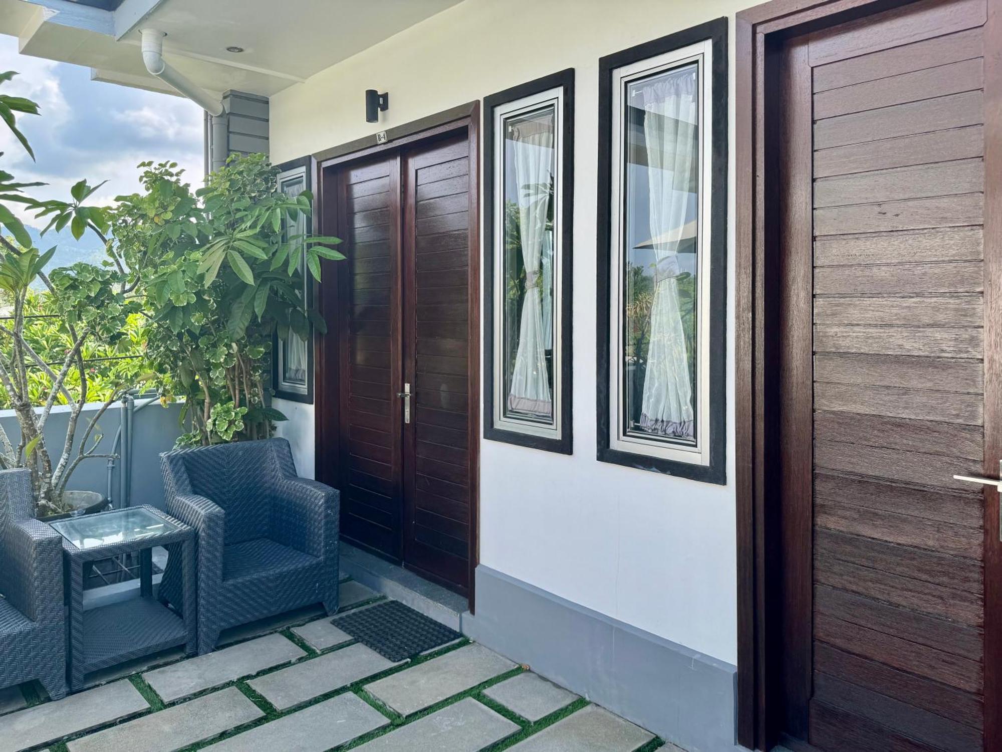 Villa Rumah Putih Abu Abu Сенггиги Экстерьер фото